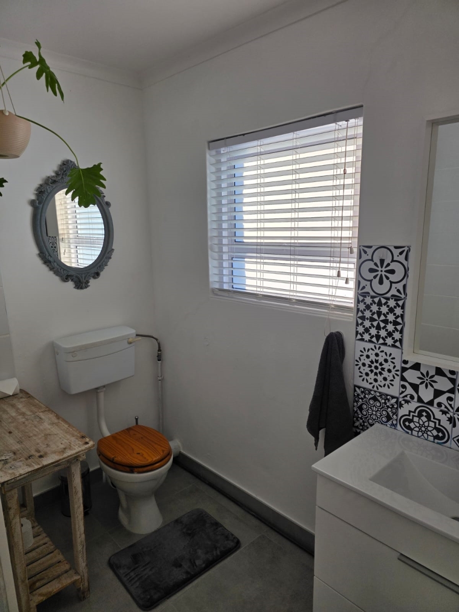 To Let 2 Bedroom Property for Rent in Bayview Western Cape